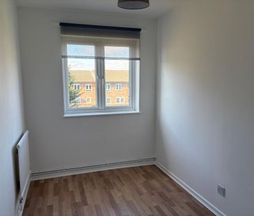 3 bedroom maisonette to rent - Photo 4