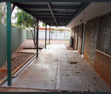 GARAGING, LOCATION, TAKE A LOOK !!! - Photo 4