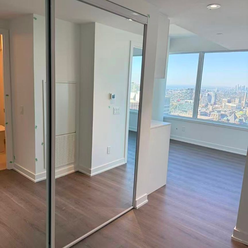 For Lease - 8 Wellesley Street Unit# 4316, Toronto, Ontario - Photo 1