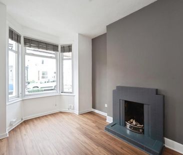 3 bedroom house to rent Jubilee Road, Southsea, Hampshire, PO4 - Photo 3