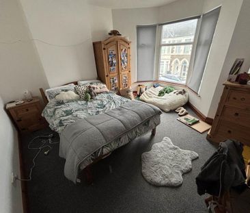 4 bedroom house to rent - Photo 2