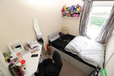 Room For Rent Broadway, Pontypridd - Photo 5