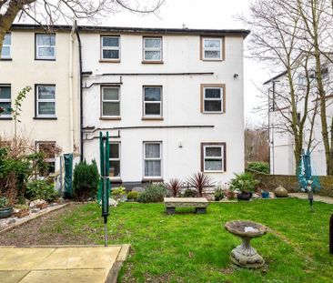 2 bedroom flat to rent - Photo 6