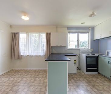 Four Bedroom Family Home - Photo 4