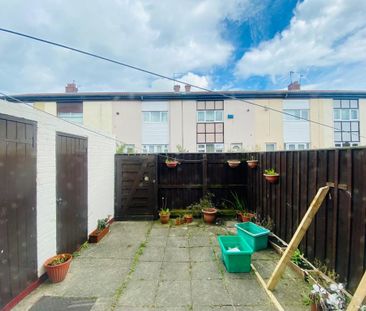 2 bedroom terraced house to rent - Photo 6