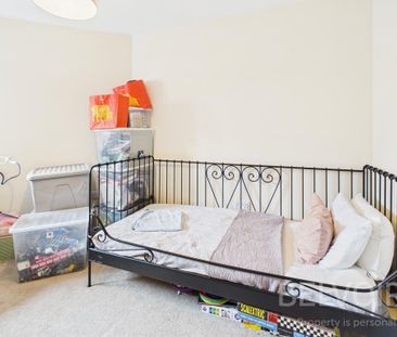 3 bedroom maisonette to rent - Photo 5