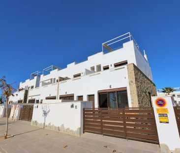 3 room luxury House for rent in Pilar de la Horadada, Spain - Photo 4