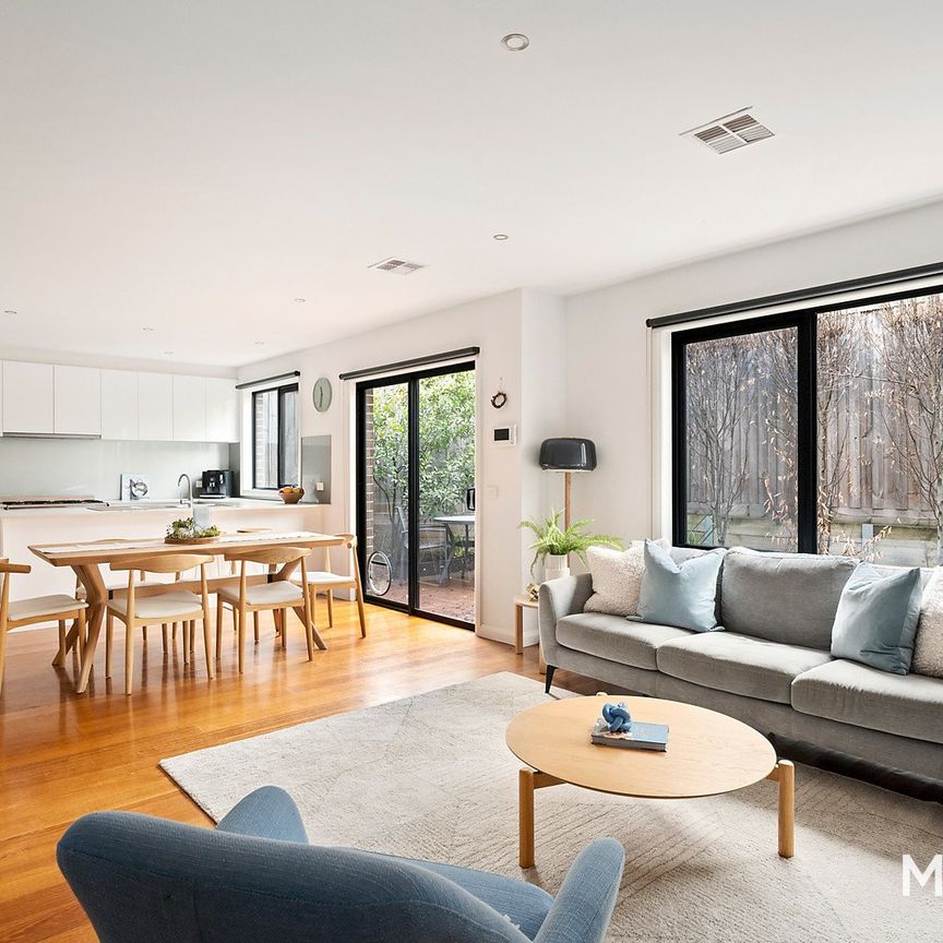 52 Myrtle Street, Ivanhoe - Photo 1