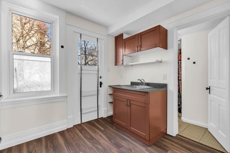 For Lease - 98 Church Street Unit# Unit D (Upper), Kitchener, Ontario - Photo 5