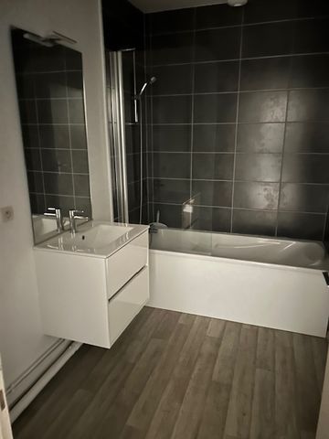 Location Maison 5 pièces 87m² GRAVELINES 59820 - Photo 3