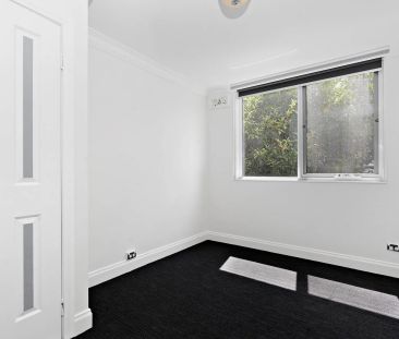 Refined Living with a Leafy Outlook - Photo 5