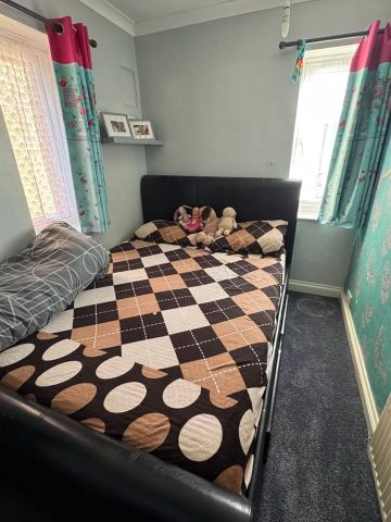 3 Bed Semi-Detached House, Abbey Drive, LU2 - Photo 5