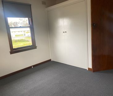 TWO BEDROOM HOME IN AVOCA - Photo 3