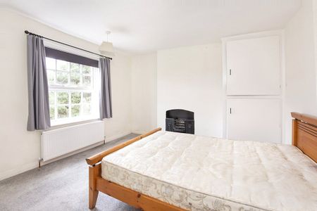 This delightful and deceptively spacious semi-detached two bedroom period cottage located in the historic village of Wistow. - Photo 5
