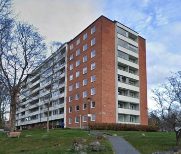 Herrgårdsvägen 32 - Photo 1
