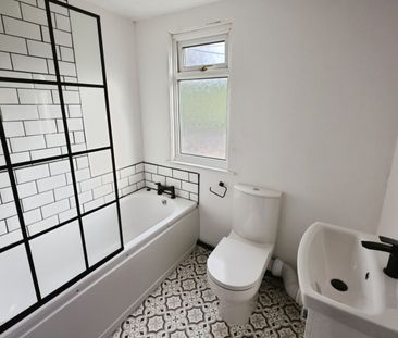 2 bedroom House To Let Total Size: 969 SQ FT - Photo 5