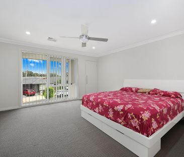 13 Empire Circuit, Penrith - Photo 4