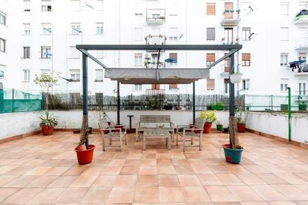 Alquiler de piso en Calle Salazar Jeneralaren - Photo 2