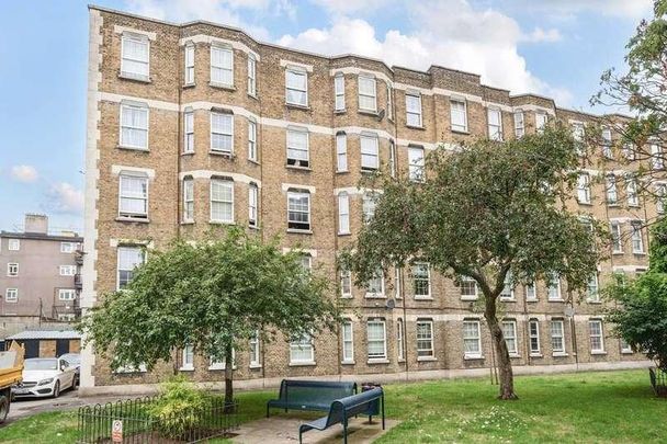 Pilton Place, Elephant And Castle, SE17 - Photo 1