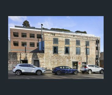 Spacious Atelier Apartment - Photo 4