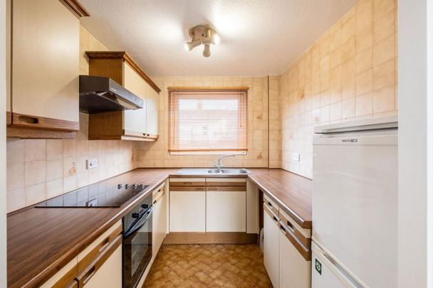 St. Mary's Close, Loughborough - Photo 1