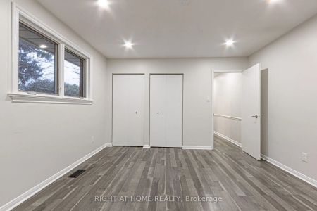 Property For Lease | W9038338 - Photo 5