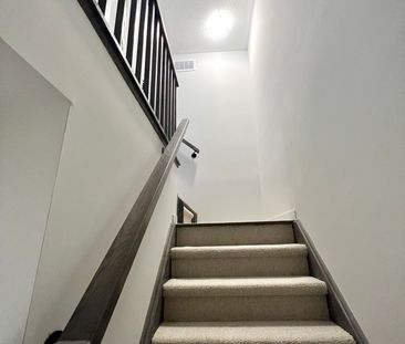 For Lease - 39 Honeycrisp Crescent Unit# 78, Vaughan, Ontario - Photo 5