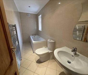 4 bedroom terraced house to rent - Photo 5