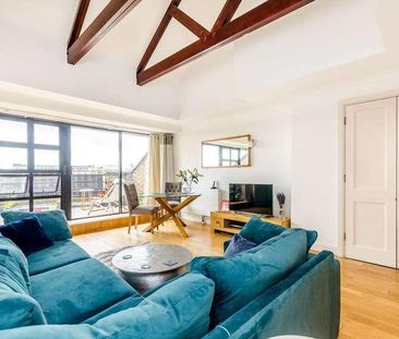 St Katharines Way, Wapping, E1W - Photo 5