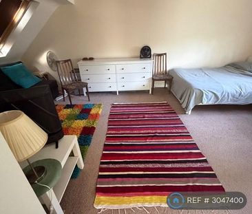 1 bedroom in a house share to rent - Photo 6