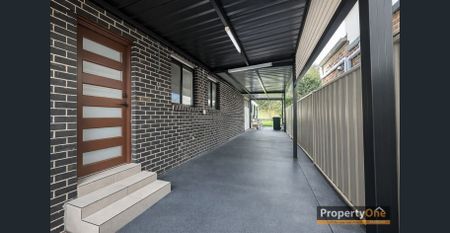 Stunning 3-Bedroom Back House for Rent. Don't miss out. - Photo 2