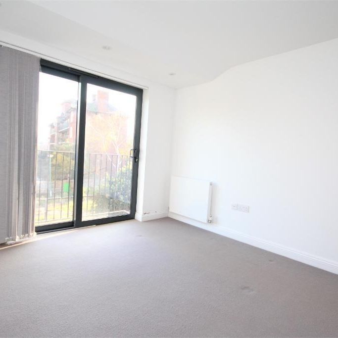2 Bed Flat, Birnam Road, N4 - Photo 1