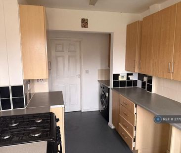 3 bedroom terraced house to rent - Photo 5