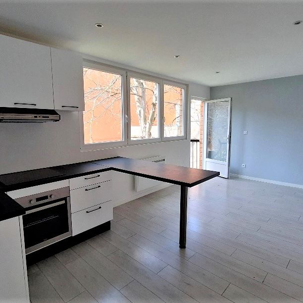 Location Appartement 2 pièces 56m² - Photo 1