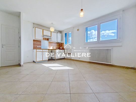 Location Appartement 2 pièces 40m² RUEIL MALMAISON 92500 - Photo 1