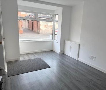 2 Avoniel Parade, Belfast, BT5 4SH - Photo 6