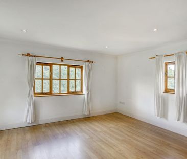 2 bedroom bungalow to rent - Photo 1