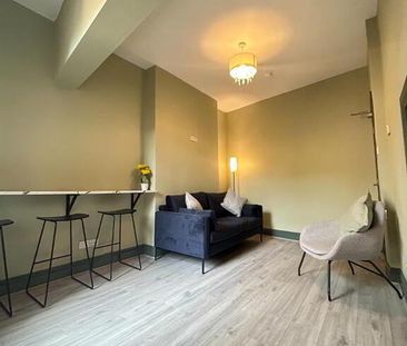 Rooms 1,3,4, 5, 163 Ballygomartin Road, Belfast, BT13 3NA - Photo 2