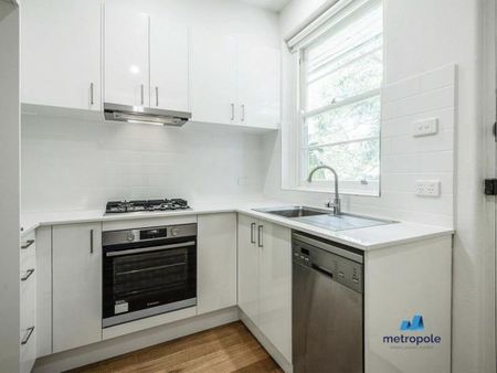 5/51 Bruce Street, TOORAK, VIC - Photo 2