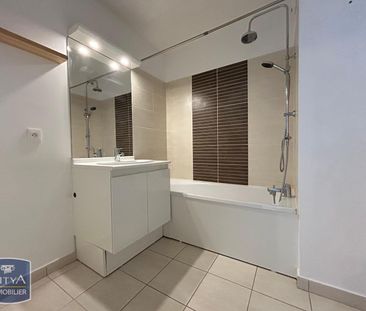 Location Appartement 3 pièces 66m² VAULX EN VELIN 69120 - Photo 6