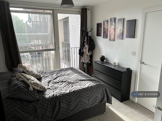 1 bedroom flat to rent - Photo 1