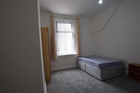 1 bedroom detached house to rent - Photo 4