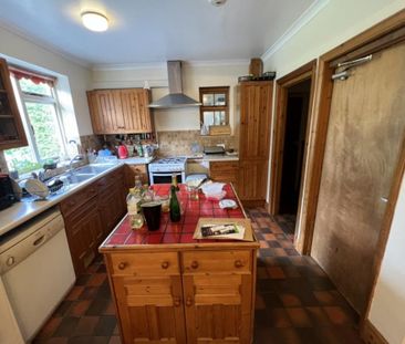 1 bedroom in a house share to rent - Photo 3