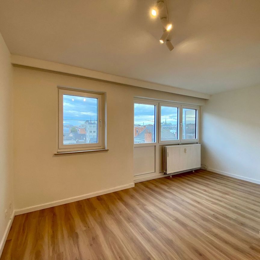 Hoogwaardig afgewerkte studio op toplocatie! - Foto 1