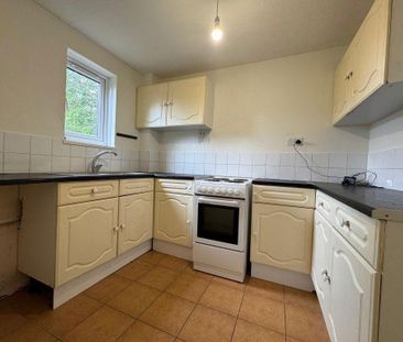 Studio to rent - Photo 6