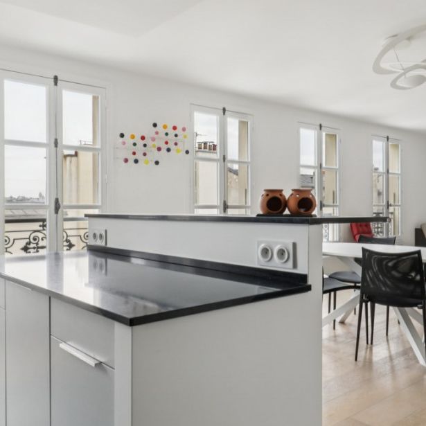 Appartement • Saint Merri - Photo 1