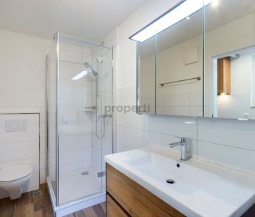 Charmante 2.5-Zimmer Wohnung in ruhigem Einfamilienhaus-Wohnquartier - Photo 3