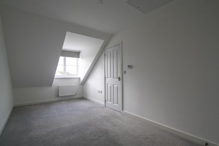 Colby Drive Bradwell, Great Yarmouth - Photo 3