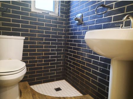 Coach house for rent in Toronto - Photo 3