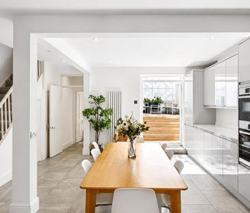 5 bedroom terraced house to rent - Photo 4